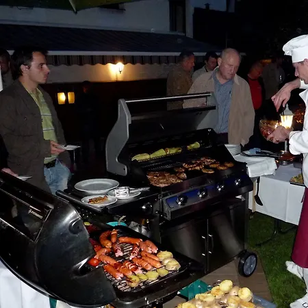 Victoria 3* פלזן