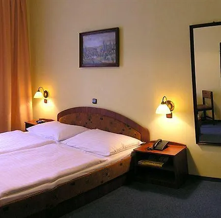 Hotel Victoria 3*