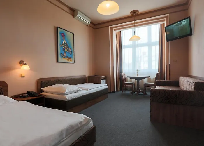 Ξενοδοχείο Victoria 3*